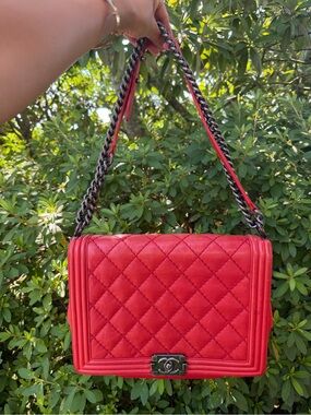 Chanel jumbo red quilted caviar leather boy flap bag purse gun metal hardware
